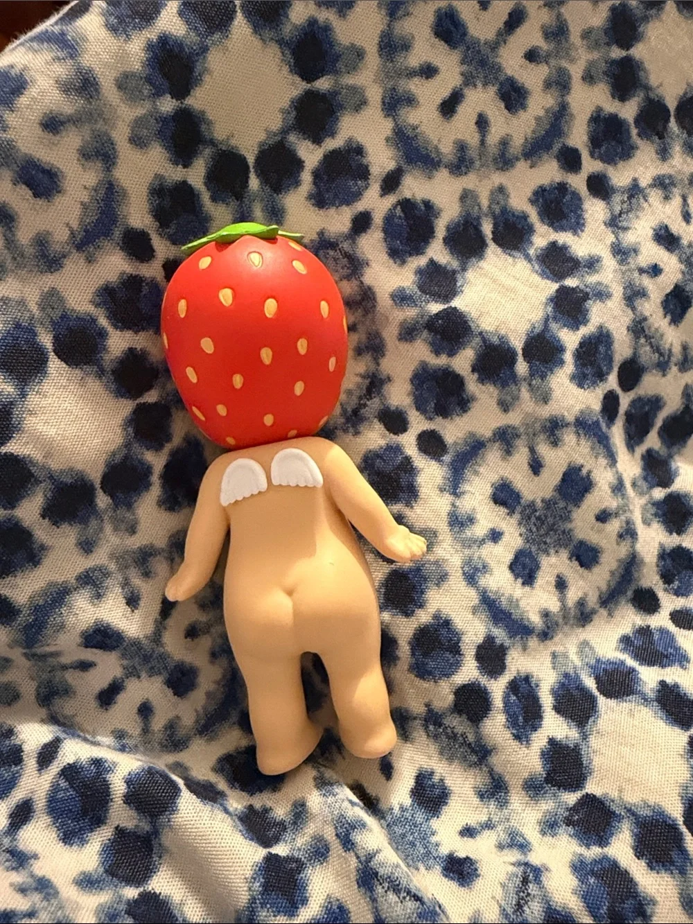 Strawberry-Top Baby Doll Figurine - Cute Sonny Angel